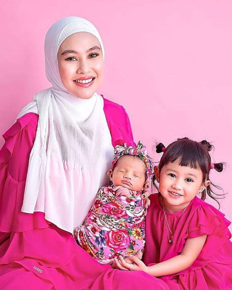 Instagram.com/kartikaputriworld